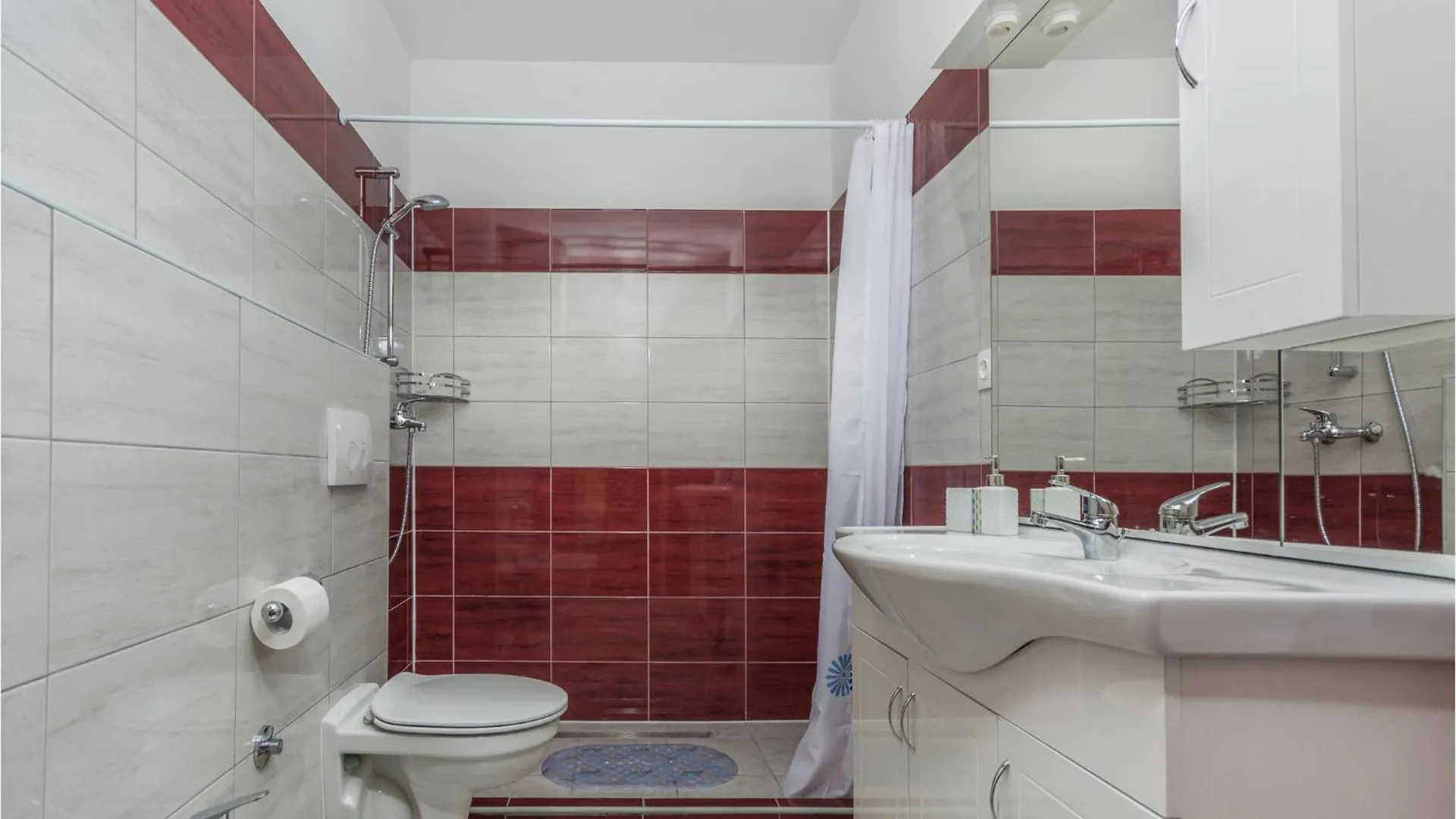 4 Bedroom Nice Home In Perci Perkovici 0*,
